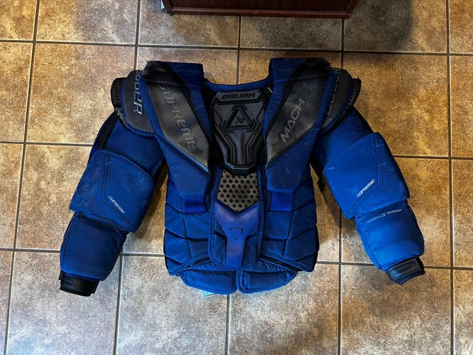 Used Medium Bauer Mach Goalie Chest Protector