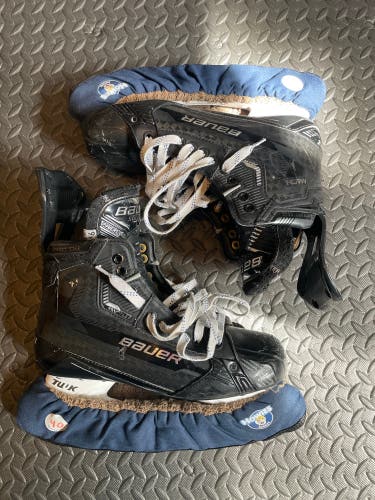 Bauer Supreme Mach Size 9.5