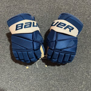 Game Used Blue Bauer Vapor 2X PRO Pro Stock Gloves Colorado Avalanche Compher 14”