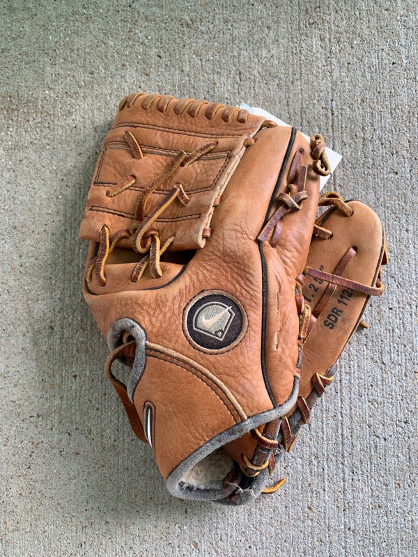 WTS: Nike baseball glove!! : r/BaseballGloves