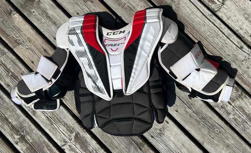 CCM EFLEX 5.5 Goalie Chest Protector Junior Large/XL -Used