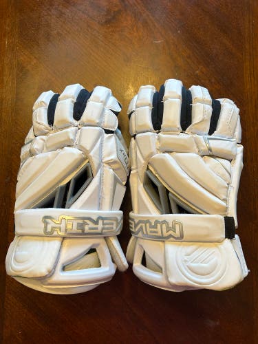 Like New New Maverik 13" Max Lacrosse Gloves