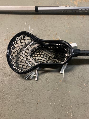 Used Attack & Midfield Strung Surgeon 900 Head