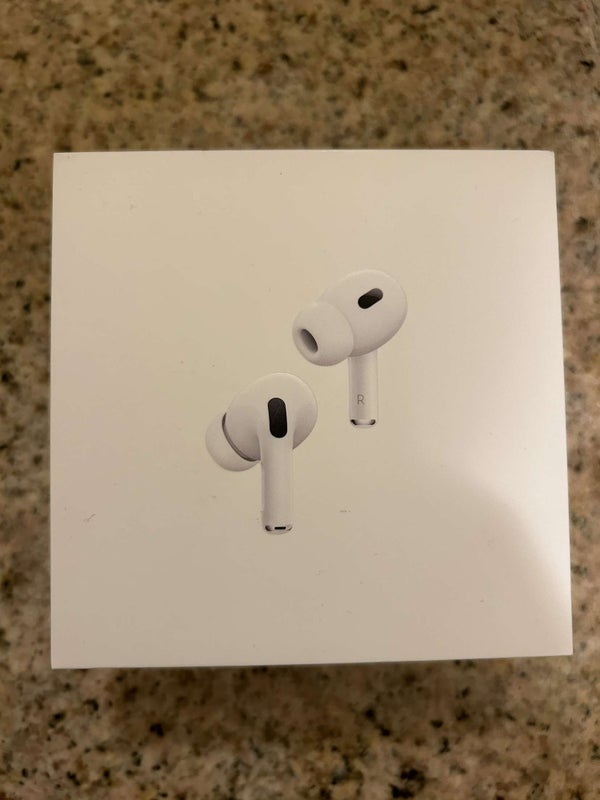 Apple AirPods Pro 2nd generation - White MQD83AM/A | SidelineSwap