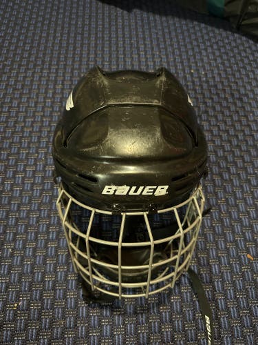 Bauer HH5000 Hockey Helmet Medium