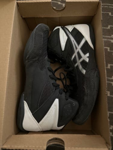 Youth ASICS Matflex 6