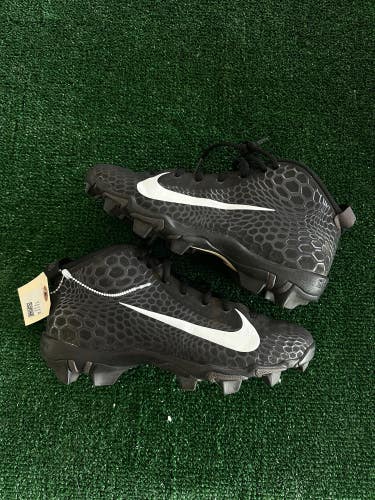 Nike Shark Football Cleat Footwear 5.5Y