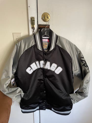 Chicago White Sox Mitchell & Ness Men’s MLB Button Down Jacket XL