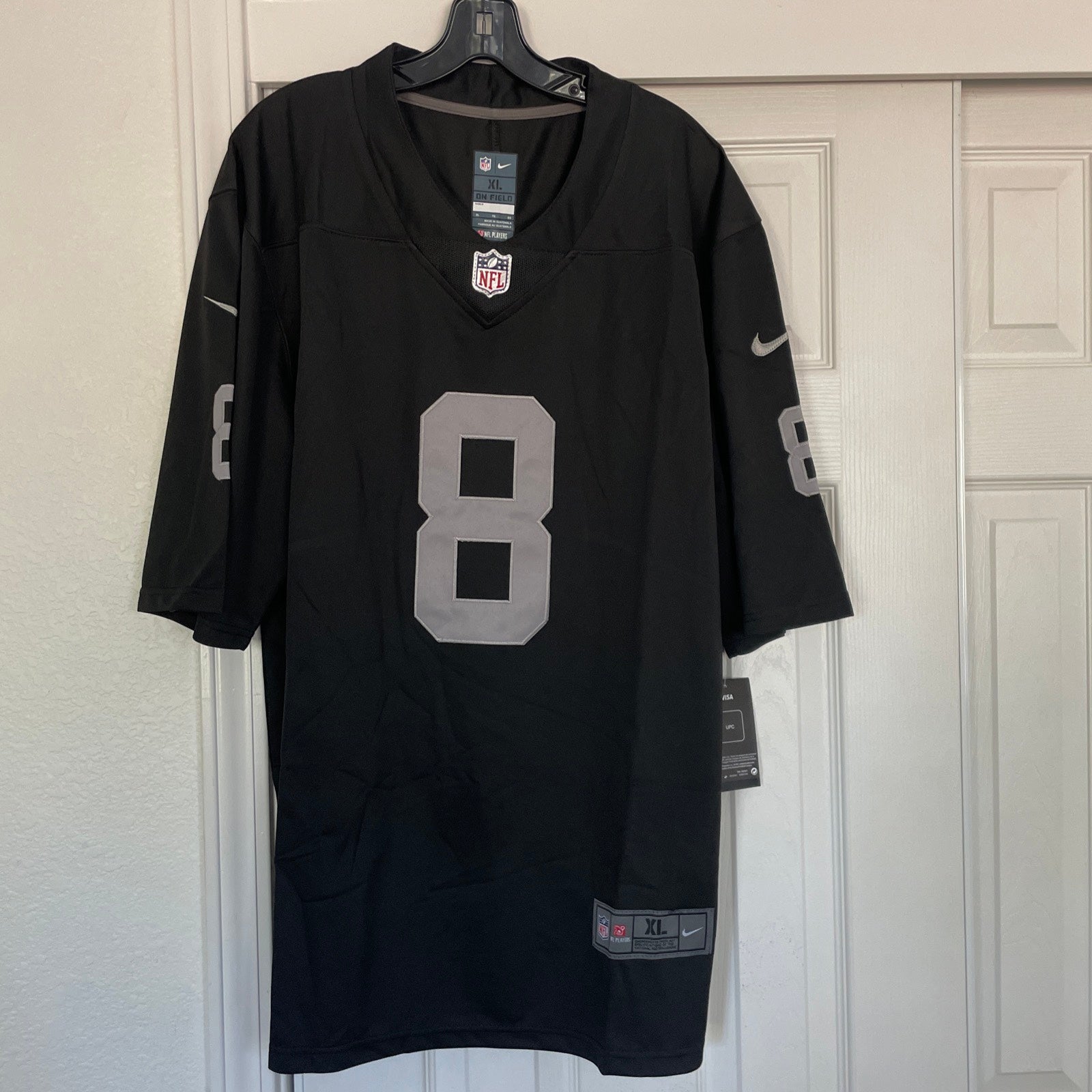 Los angeles Raiders nike jacobs # 28 unstitched jersey..xl