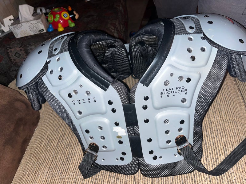 Gear Pro-Tec 1388369 Razor Football Shoulder Pads Skill - Medium