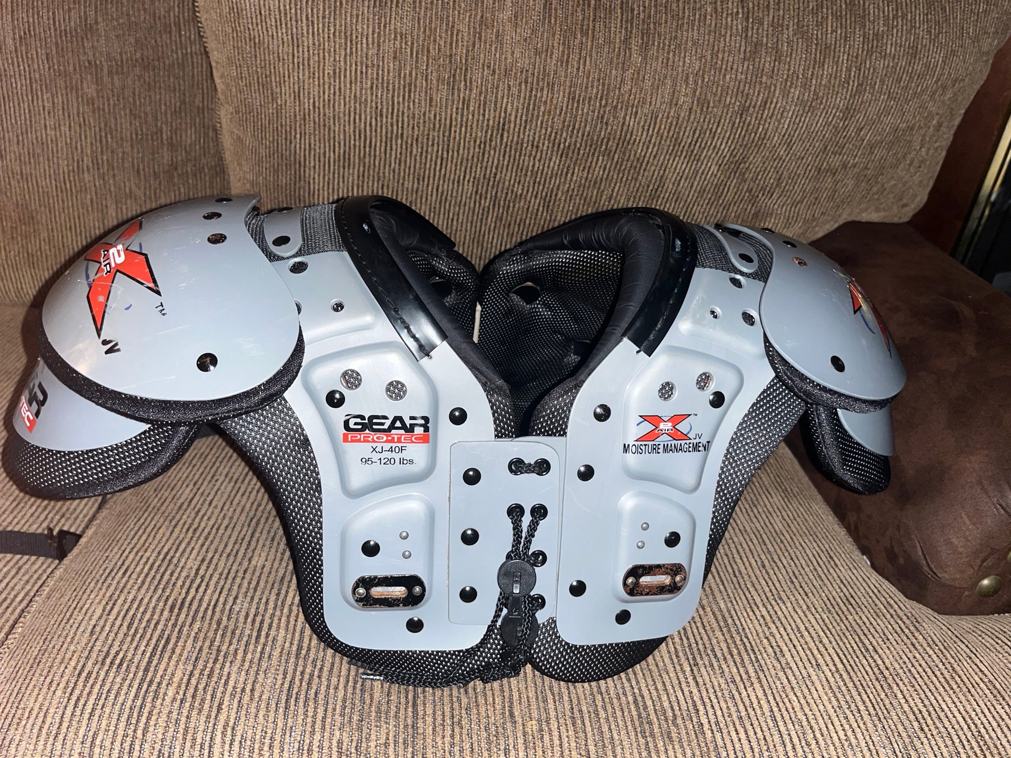 Gear Pro Tec Boys Football Shoulder Pads Size 2XS (40-65 Lbs) Intimidator