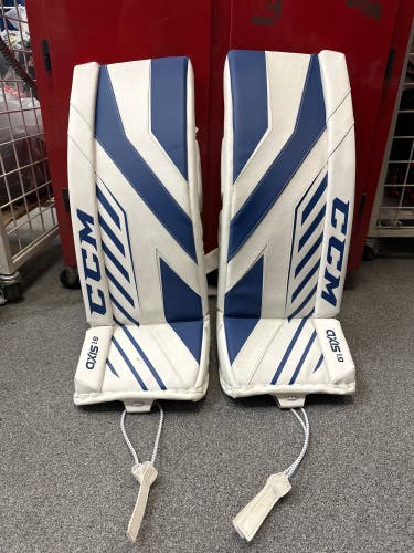 New 31" CCM Axis 1.9 Goalie Leg Pads