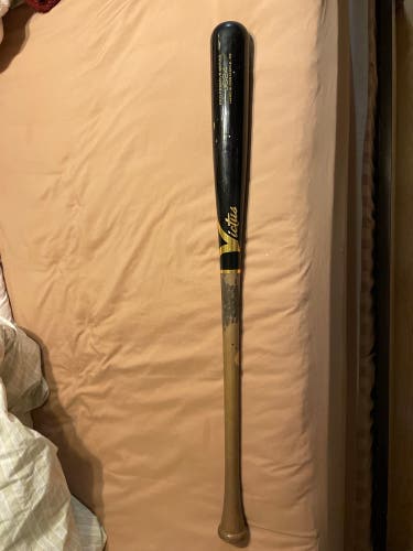 Victus (-3) 30 oz 33" JC24 Bat