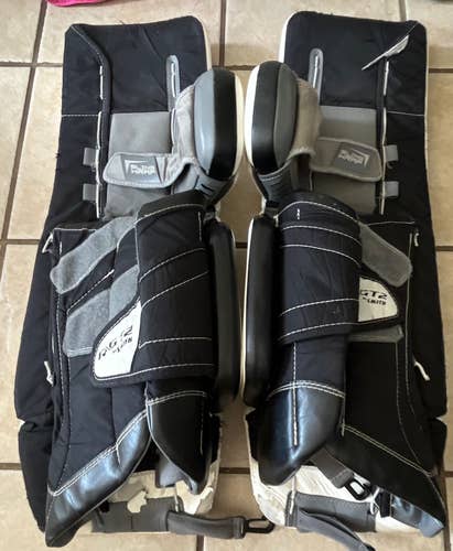 Used 28" Warrior Ritual GT2 Goalie Leg Pads