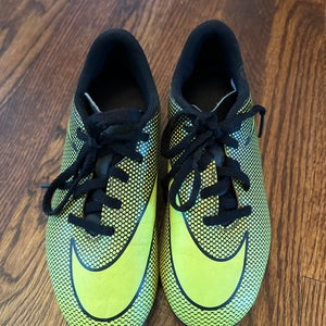 Yellow Used 1 Nike Bravata II Cleats
