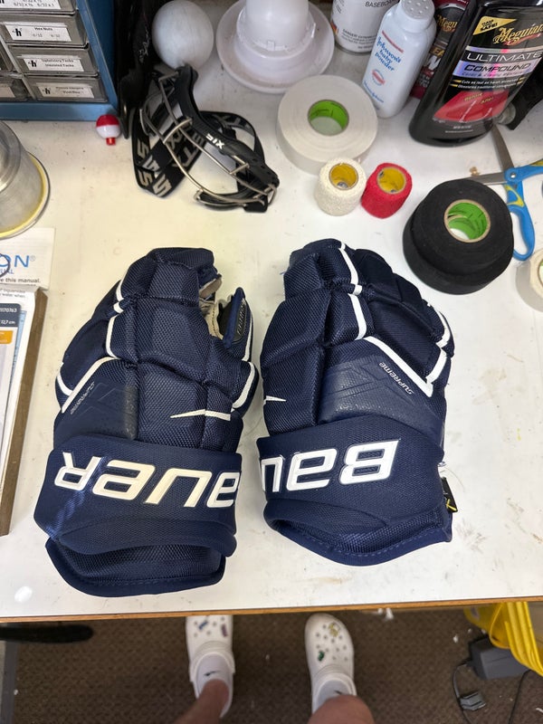 Bauer 14" Supreme Ultrasonic Gloves