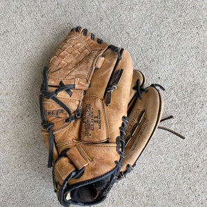 Used Mizuno Prospect Right Hand Throw Infield Baseball Glove 11.5"