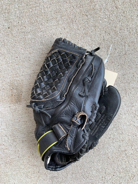 Used Mizuno Supreme Right Hand Throw All Purpose Softball Glove 12"