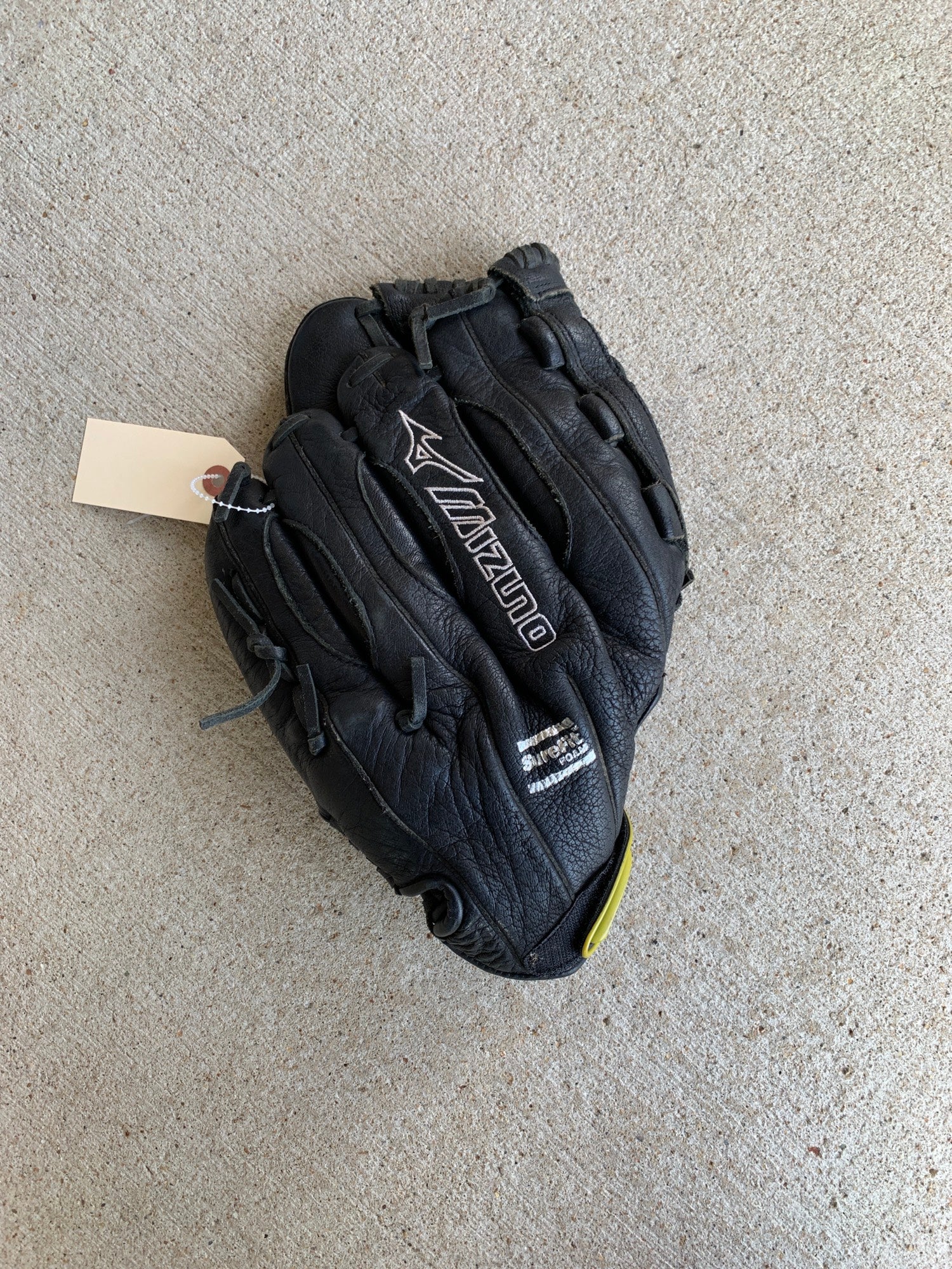 Mizuno 12.5'' Supreme Series Fastpitch Glove, White - Yahoo Shopping