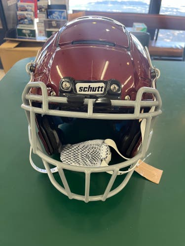 New Schutt 2022 F7 Collegiate Football Helmet Painted Metallic Maroon Size Medium