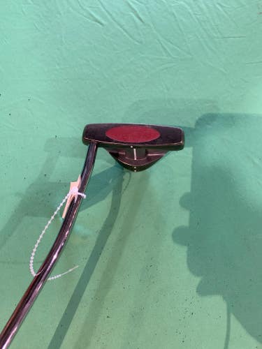 Used Women's Right Putter