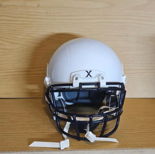 Bundle of 8 Youth Used Xenith X2E+ Helmets