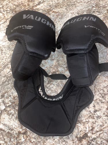 Vaughn Neck Protector & Knee Guards