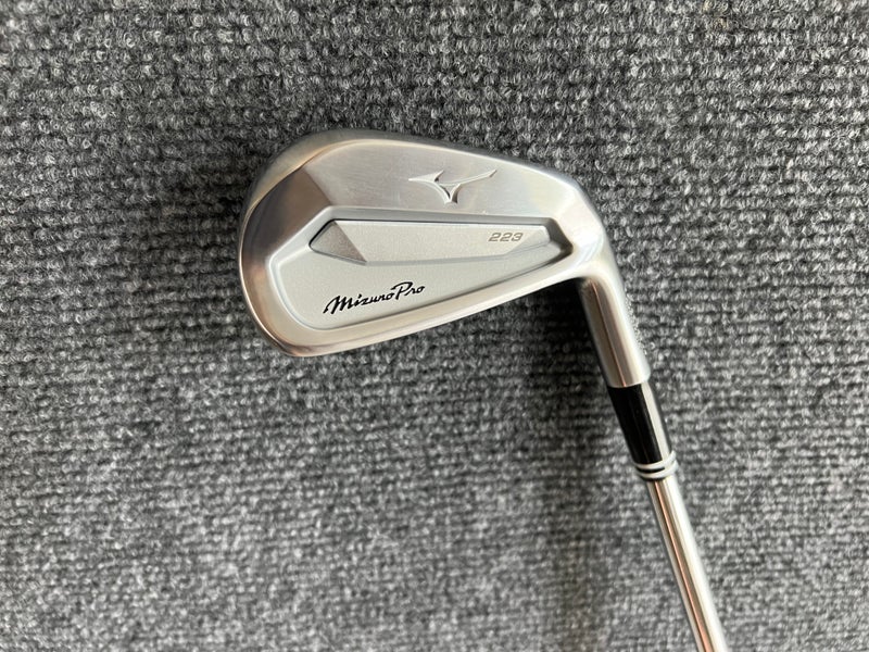 Men's Mizuno Stiff Flex Steel Shaft Pro 223 Iron Set | SidelineSwap