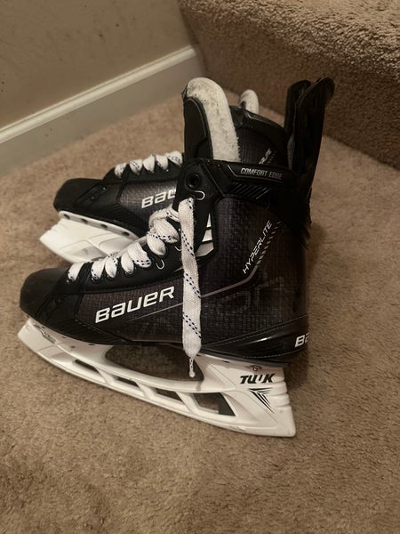 New Bauer Vapor Hyperlite LE Hockey Skates (Size 8.5)