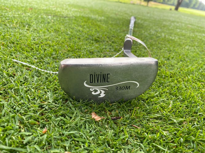 Used Women's Callaway Right Putter 29"