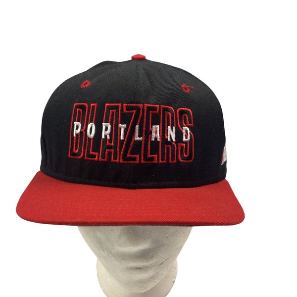 Deadstock 80s/90s Portland Trailblazers vintage NBA snapback hat. Made USA.