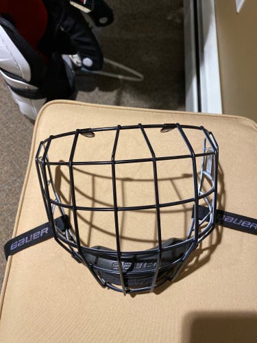 Medium Bauer Full Cage Profile II Facemask