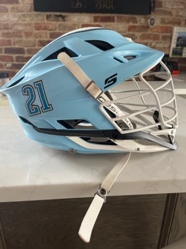 Player's Cascade S Helmet