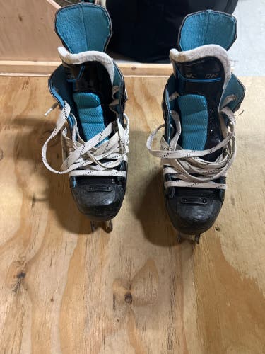 Used Bauer Regular Width Size 2 RSX Inline Skates
