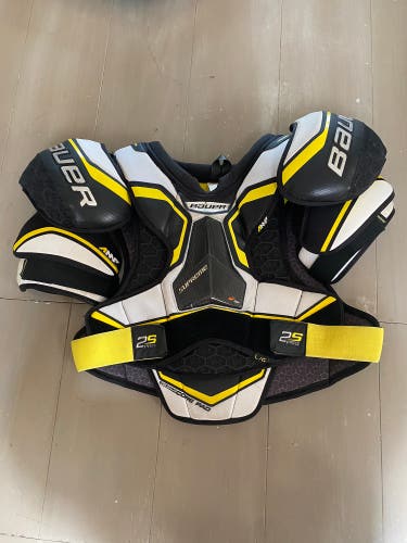 Used Large Bauer  Supreme 2S Pro Shoulder Pads