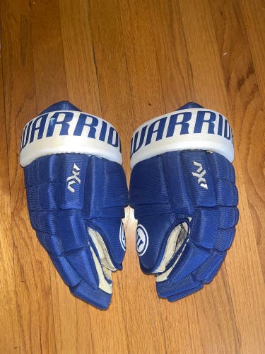 Pro stock Toronto maple leafs warrior hockey gloves