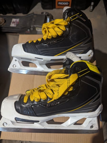 Senior Used CCM Tacks 6092 Hockey Goalie Skates Regular Width Size 9.5