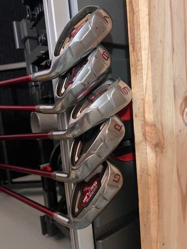 Men's Right Handed Regular Flex Graphite Shaft Baffler Iron Set