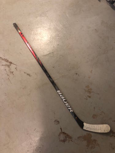 Junior Left Hand P92  Vapor FlyLite Hockey Stick