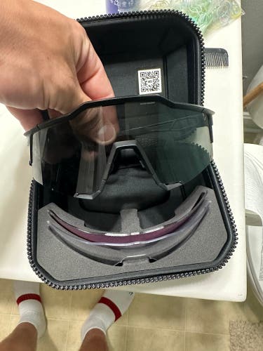 Black Adult One Size Fits All 100% Sunglasses