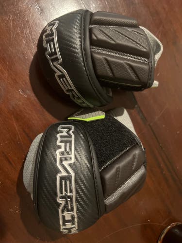 Used Medium Maverik Max Arm Pads