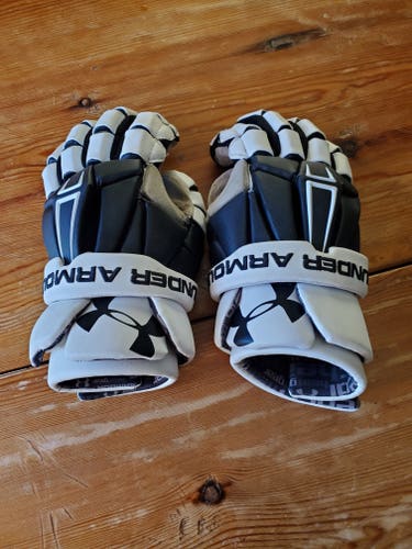 Used UA medium Command Pro Gloves