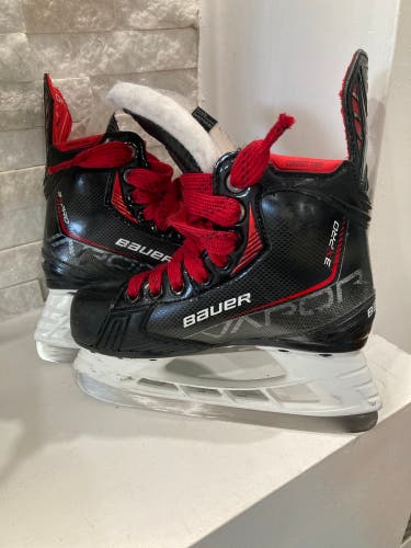 New Bauer Size 13 Vapor 3X Pro Hockey Skates