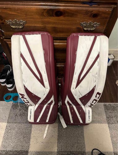 32" CCM  Premier II Pro Goalie Leg Pads