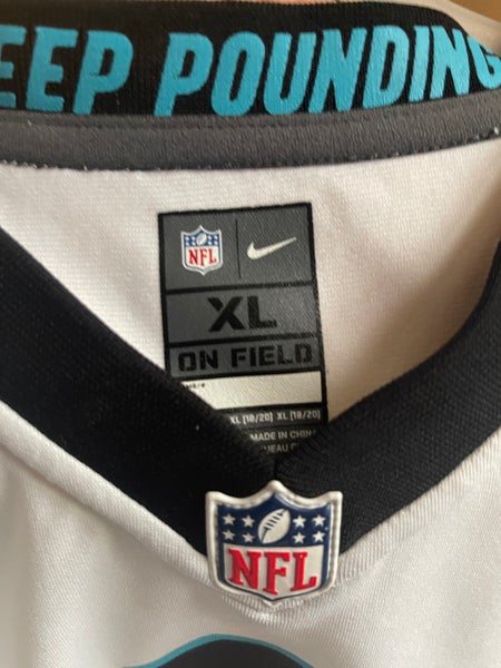 Like new Cam Newton Nike Boys Carolina Panthers jersey - Boys size XL.