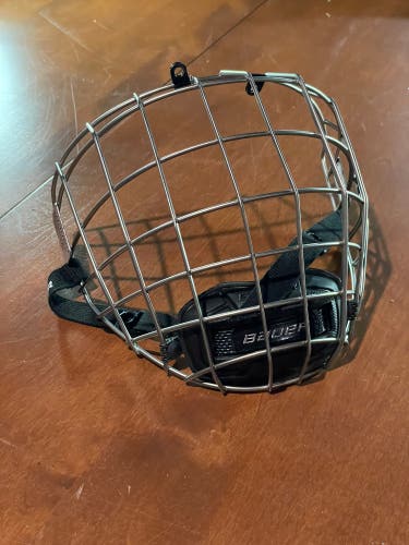 Bauer Stock Helmet Cage