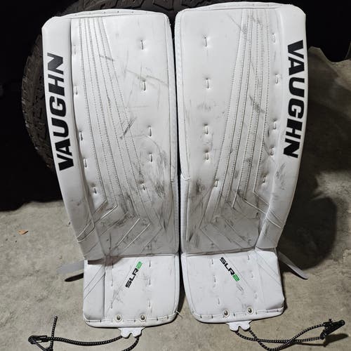 Used 32" Vaughn Ventus SLR2 Pro Goalie Leg Pads