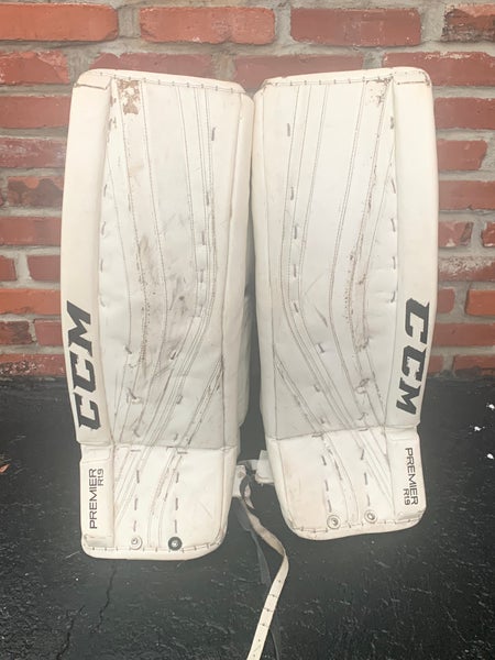33" CCM Premier R1.9 Goalie Leg Pads MUST GO
