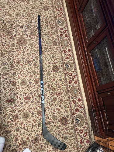 Senior Right Handed P90TM RibCor Trigger 7 Pro Hockey Stick
