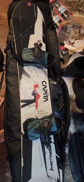 Used Men's CAPiTA Mercury Snowboard All Mountain With Bindings Medium Flex Directional Twin